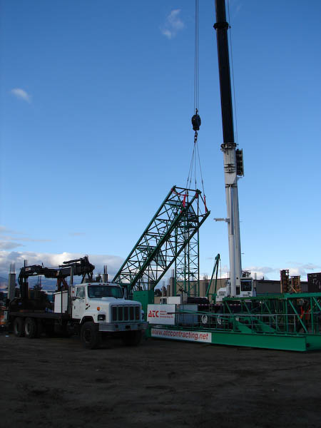 Kelowna_Crane_Set_Up_009