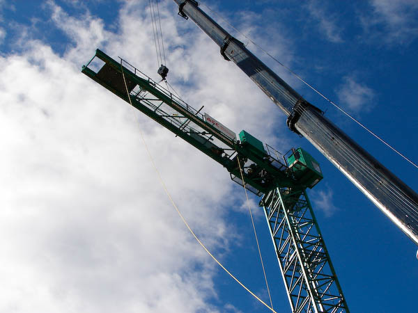Kelowna_Crane_Set_Up_036