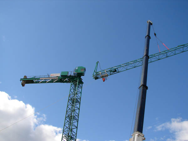 Kelowna_Crane_Set_Up_040